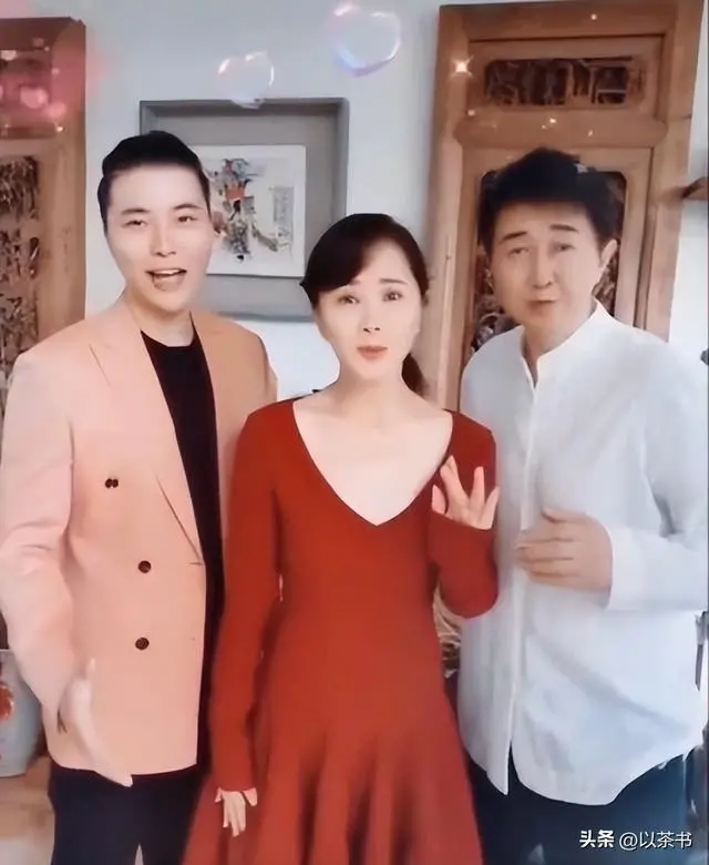 编辑：小脑袋