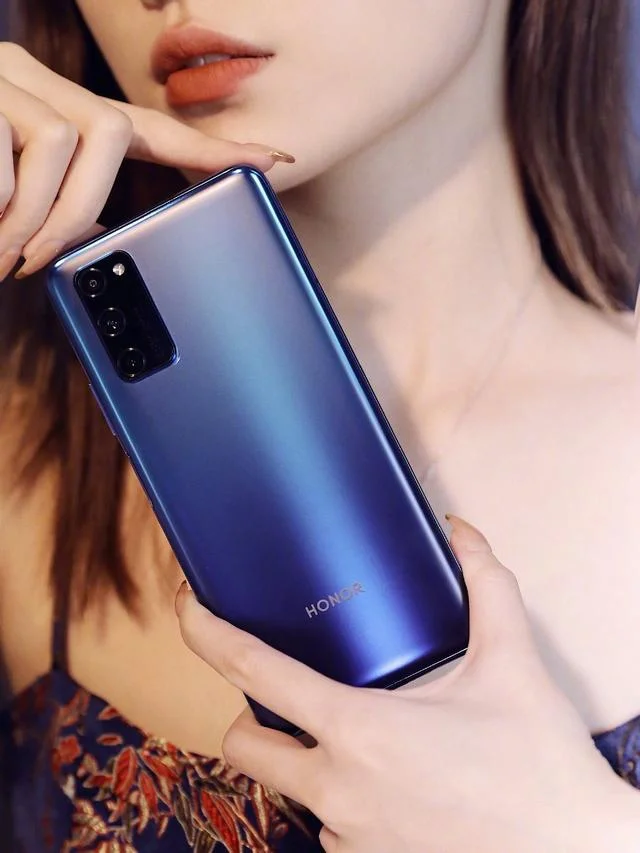 荣耀V30 PRO还是华为nova6 5G？为了颜值买nova6值得吗？-荣耀v30pro与华为nova7哪个好