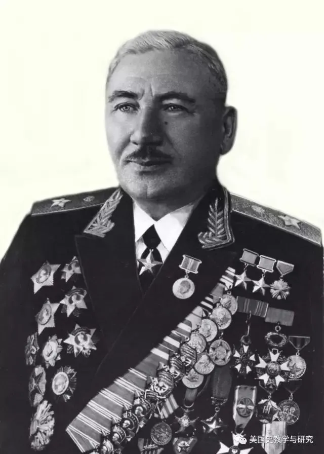 苏联驻古巴部队总指挥官伊萨•普利耶夫大将