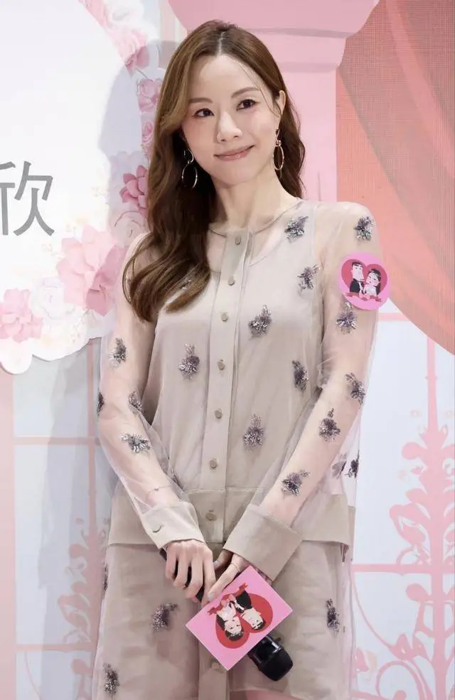 前任结婚大方送祝福！知名港女星自曝有恭喜对方，二人曾恋爱十年
