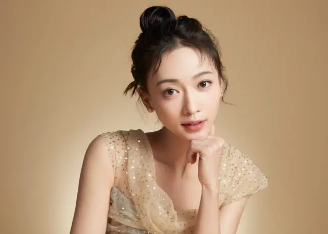 “女团第一神颜”被曝霸凌，韩版刘亦菲人设说翻就翻？-韩女团明星