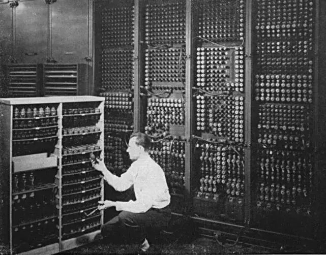 ▲苏联的第一台计算机（图/网络）