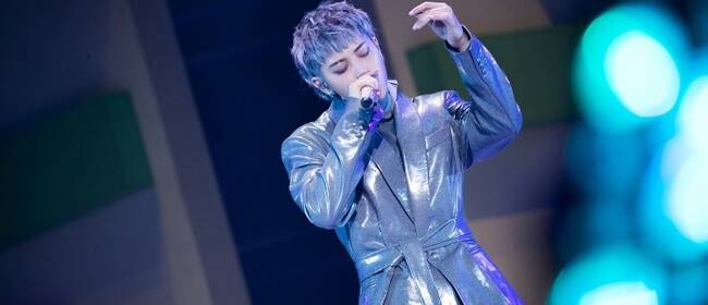 黄子韬演唱会燃爆全场 粉丝强势应援感性落泪