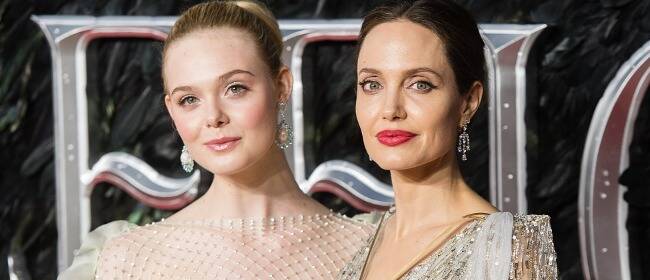 朱莉与艾丽·范宁现身电影首映会 神仙颜值同框各有特色