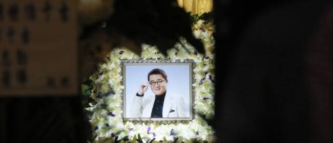 音乐人黎小田设灵 刘德华任达华等送花篮致意