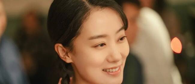 入行十五年火了一把，这次她能翻盘吗