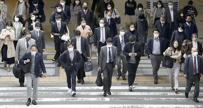 ● 日本大阪上班族