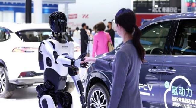 裸辞后，我花20万雇机器人替我“打工”