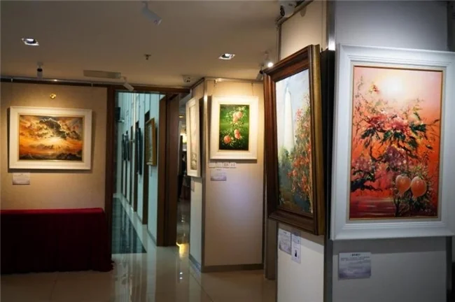 袁桂扬“海丝印象”主题公益画展在广州开幕