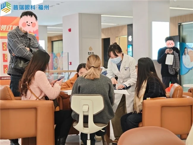 福州普瑞眼科科普：近视手术后两只眼睛视力不一样怎么办