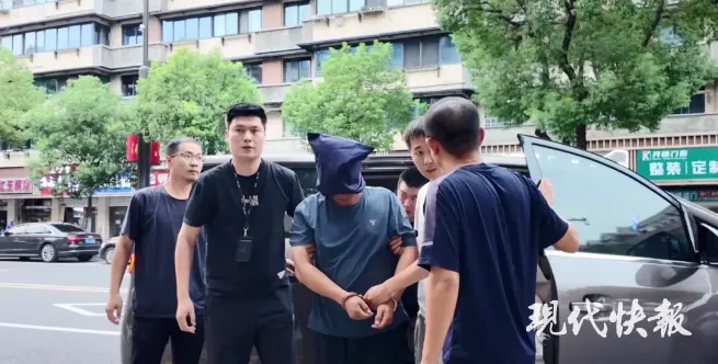 李某某在宁波被抓获