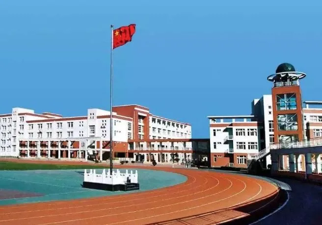 重点高中普通生和普通高中重点生有什么区别？下面三点说出分析-重点高中跟普通高中有什么区别