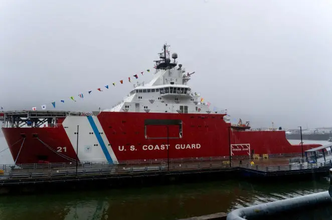 今年8月,美国海岸警卫队最新破冰船“斯托里斯”号服役 美国海岸警卫队X账号