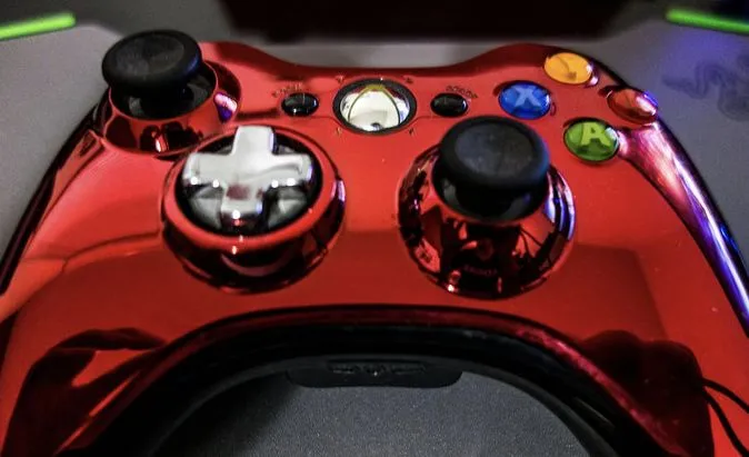 PC游戏手柄避坑推荐：比XBOX和PS4手柄便宜一半，手感竟一样？（pc游戏手柄性价比）