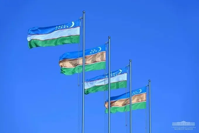   乌总统新闻秘书阿萨多夫说，根据乌兹别克斯坦总统令，卡拉卡尔帕克斯坦境内进入紧急状态，时间为2022年7月3日00:01至8月2日00:00 。