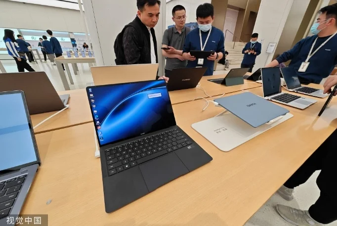 4月11日，华为新款MateBook X Pro正式发布 视觉中国