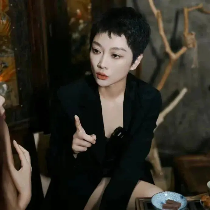 百度前副总裁璩静开医美诊所，人均消费2218元...