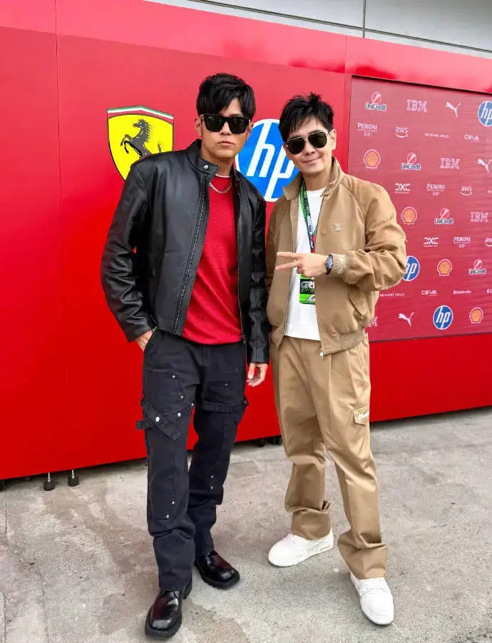 林志颖晒与周杰伦F1合照，墨镜造型酷飒出圈