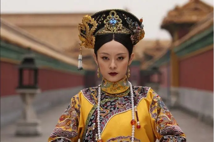 乾隆帝的生母是谁？电视剧说是热河行宫的李金桂，可信吗？(乾隆的母亲是李金桂)