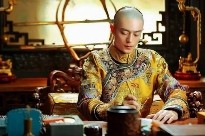乾隆帝的生母是谁？电视剧说是热河行宫的李金桂，可信吗？(乾隆的母亲是李金桂)