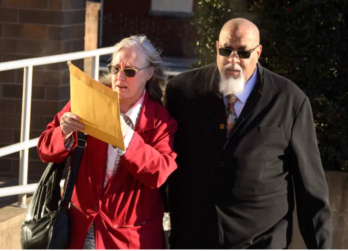 哈佛太平间盗卖遗体器官案 这对夫妇一同被判刑