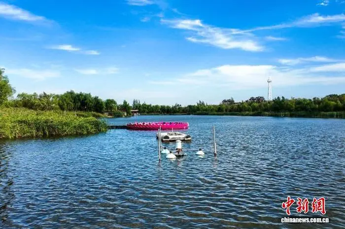 宁夏盐池：中水“绿”变展新颜 一湖清流润四方凤凰网宁波_凤凰网