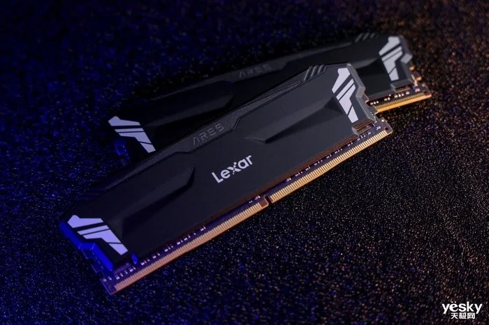 属性全面的32GB套装 Lexar雷克沙ARES DDR4 OC内存抢先评测