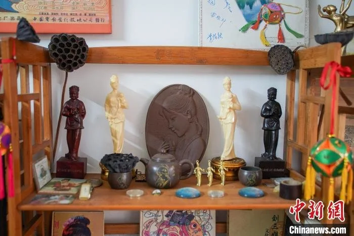 ͼΪл�й��Ĳ�Ʒ�����¹��� ��