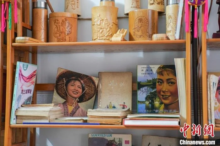 ͼΪл�й��Ĳ�Ʒ�����¹��� ��