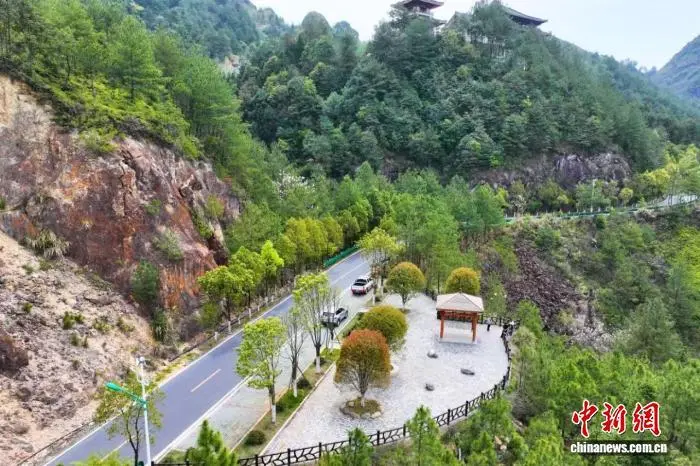 图为S201紫岭线上饶市广丰段。上饶市广丰区公路事业发展中心 供图