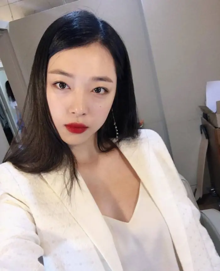 韩女星崔雪莉死亡 生前旧照回顾-“崔雪莉”