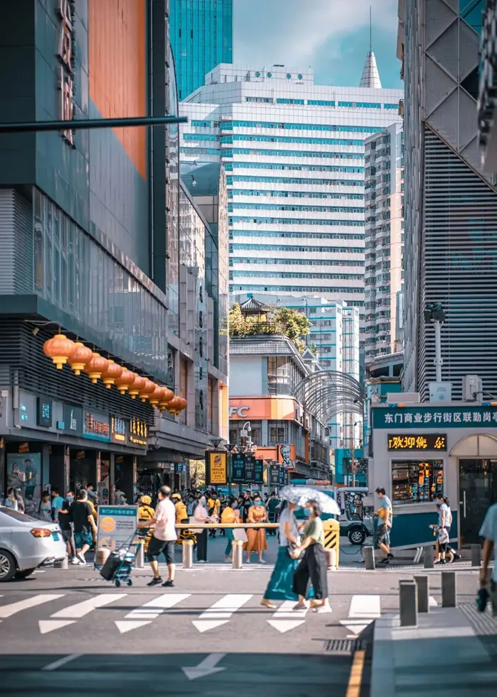 △大城市的高新区，美食荒漠中的中心地带。（图/图虫创意）