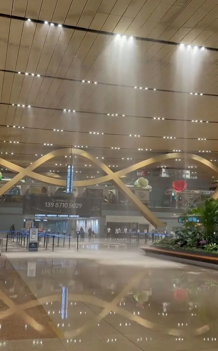 昆明长水国际机场航站楼(视频截图)