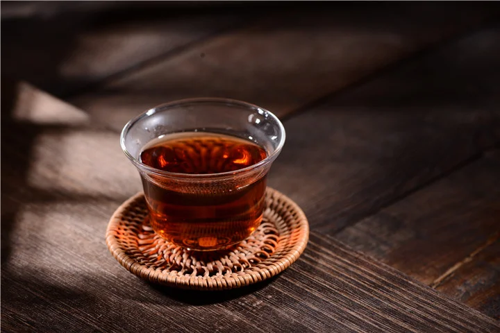 发酵熟茶就是控制微生物？那这和氧化有什么区别？（熟茶的发酵工艺）