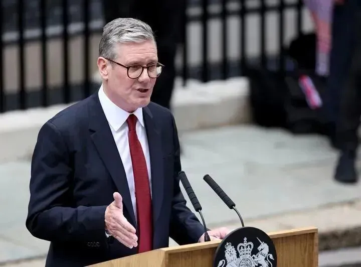 Le 5 juillet 2024, heure locale, Keir Starmer a prononcé un discours devant le 10 Downing Street, résidence du Premier ministre à Londres, en Angleterre. (Photo : Li Ying, Agence de presse Xinhua)