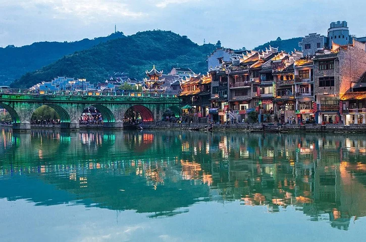 暑假去贵州游玩，有什么好的旅游攻略及线路安排-贵州旅游全攻略