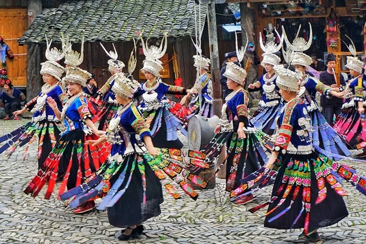 暑假去贵州游玩，有什么好的旅游攻略及线路安排-贵州旅游全攻略