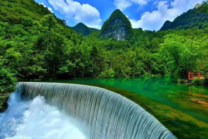 暑假去贵州游玩，有什么好的旅游攻略及线路安排-贵州旅游全攻略