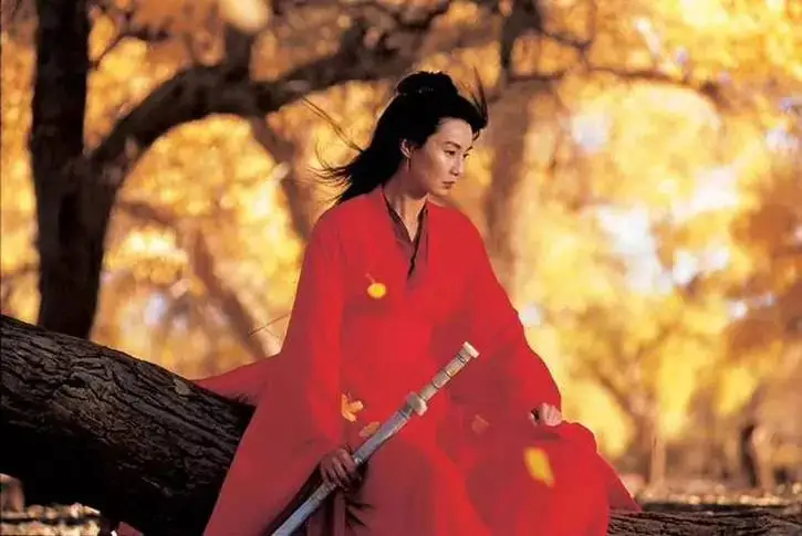 额济纳胡杨林旅游攻略，相约醉美金秋胡杨，详细行程安排-额济纳胡杨林国家森林公园电话