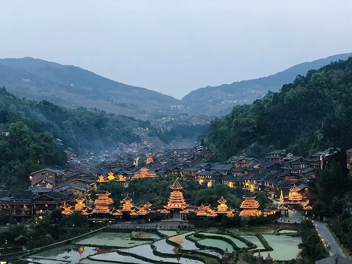 暑假去贵州游玩，有什么好的旅游攻略及线路安排-贵州旅游全攻略