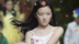 王菲女儿李嫣照片登贵族学校官网，气质神似大姐大，细节暴露本性