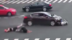 中学生骑电动车载同学闯红灯被撞飞，交警：骑车人全责