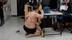 台湾强震，监控下的真情：男子冲出房间紧紧护住老婆，女看护用肉身护住7旬老人
