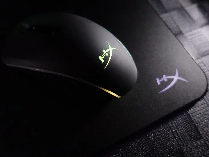 细腻操作 HyperX FURY ULTRA复仇女神终极版RGB游戏鼠标垫评测-游戏攻略礼包下载 安卓苹果手游排行榜 好游戏尽在春天手游网