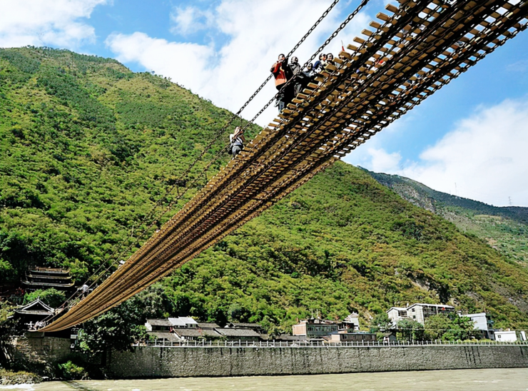 怎么建桥的 dc760d31ffedffa91f7ed6f63f78dc9c.png