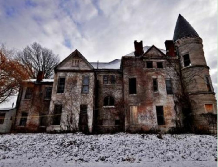 600平别墅售价1.4美元 挂牌2年竟无人问津