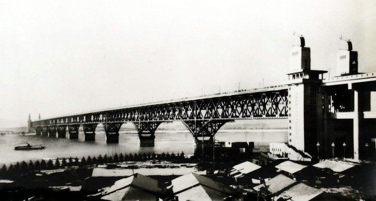 老照片:1968年南京长江大桥通车旧照! ——凤凰网房产