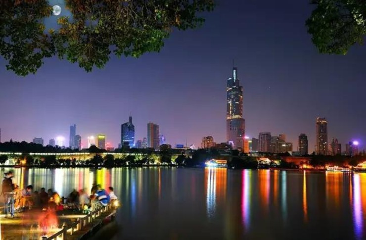 2019年南京市经济总量数据_南京市地图