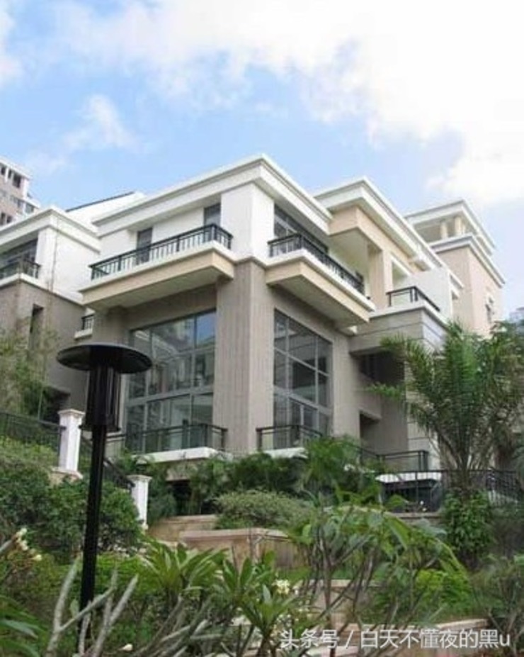 李嘉诚超7亿的豪宅有多雄伟