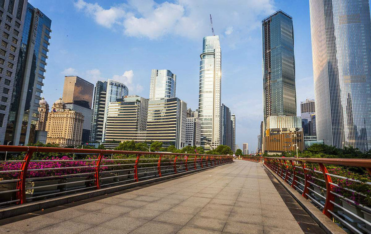 收入最高男演员_人均收入最高的城市